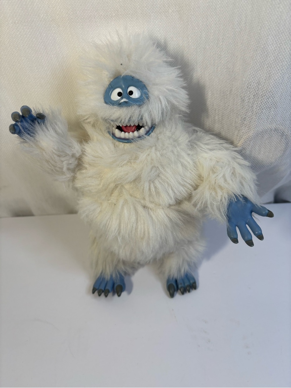 Furry White Abominable Snow Monster Rudolph the Red Nosed Reindeer 2000